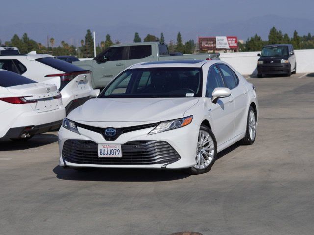 Used 2018 Toyota Camry XLE w/ Audio Package FWD image 5