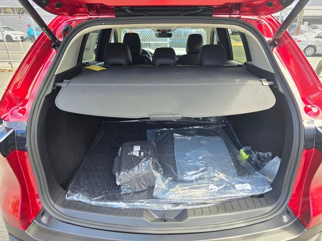 New 2026 MAZDA CX-5 Preferred AWD/4WD image 14