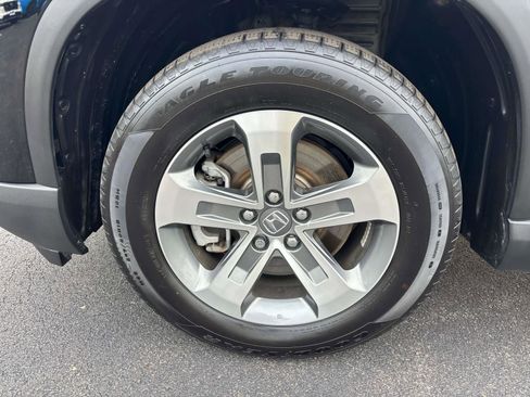 Certified 2024 Honda Pilot EX-L image 8