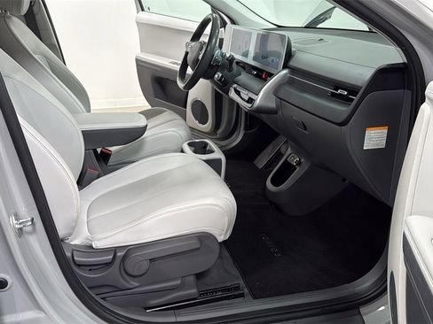Used 2022 Hyundai Ioniq 5 SEL w/ Cargo Package image 18