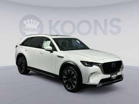 Used 2024 MAZDA CX-90 Plug-In Hybrid w/ Premium Plus image 10