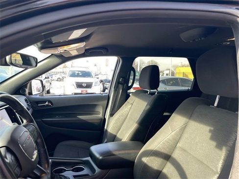 Used 2023 Dodge Durango GT image 11