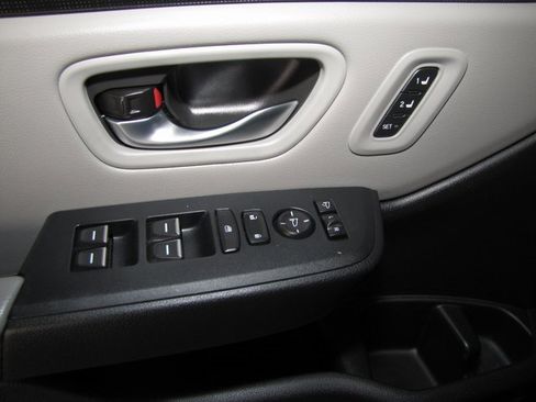 Certified 2024 Honda Pilot Elite image 12