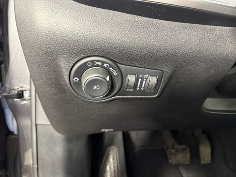 Used 2022 Jeep Compass Latitude AWD/4WD image 21