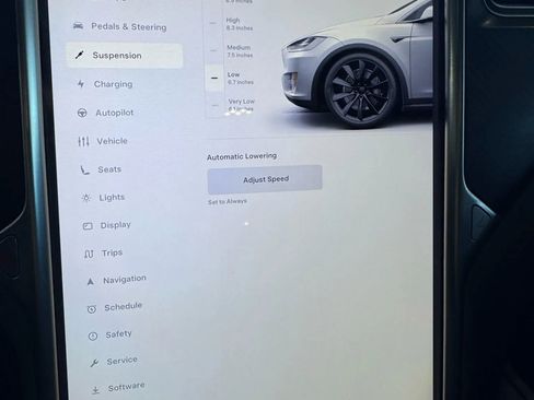 Used 2017 Tesla Model X 75D image 34