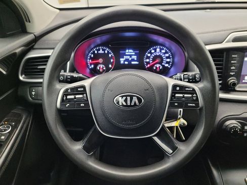Used 2019 Kia Sorento L FWD image 22