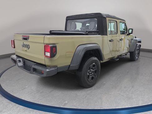 Used 2025 Jeep Gladiator Sport AWD/4WD image 5