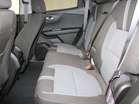 Used 2025 Chevrolet Blazer LT image 18