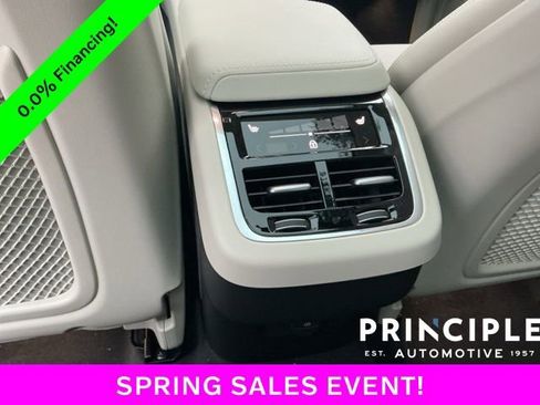 New 2026 Volvo XC60 B5 Ultra w/ Protection Package Premier image 30