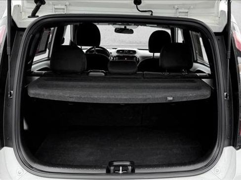 Used 2014 Kia Soul + image 8
