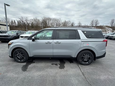 New 2026 Kia Carnival EX image 8