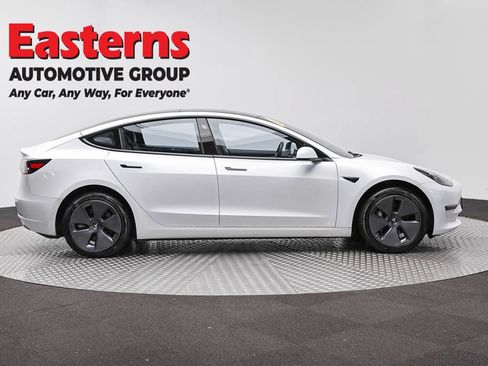 Used 2023 Tesla Model 3 Standard Range RWD image 4