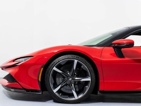 Certified 2021 Ferrari SF90 Stradale image 28