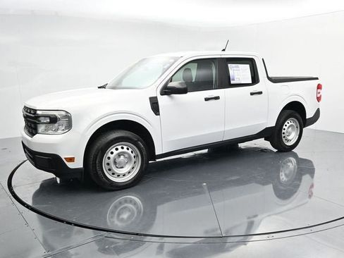Certified 2024 Ford Maverick XL w/ Equipment Group 100A Standard AWD/4WD image 4