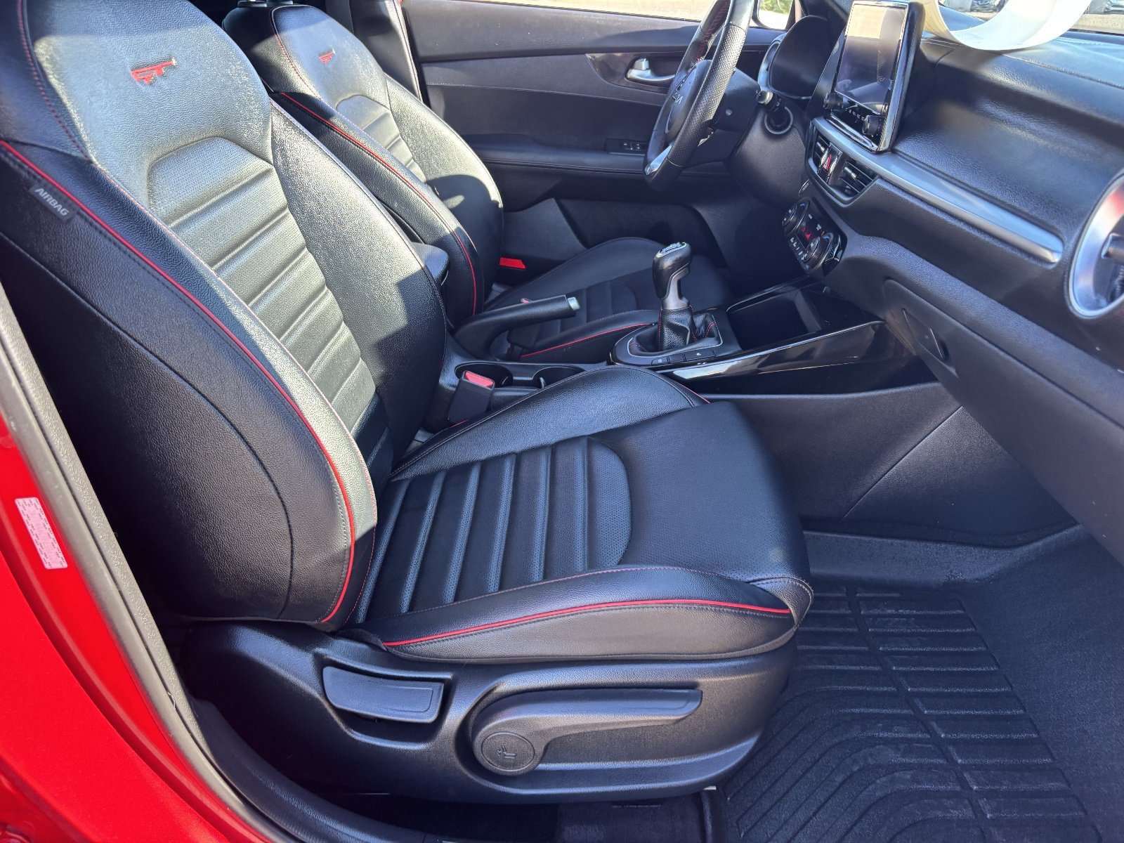 Used 2023 Kia Forte GT FWD image 11