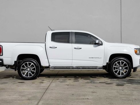 Used 2021 GMC Canyon Denali image 7