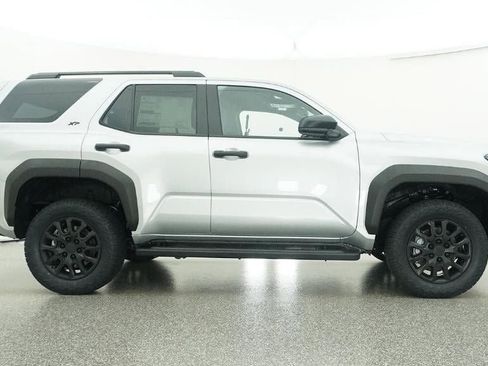 New 2026 Toyota 4Runner SR5 AWD/4WD image 27