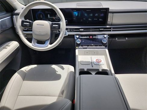 New 2025 Hyundai Santa Fe SEL image 13