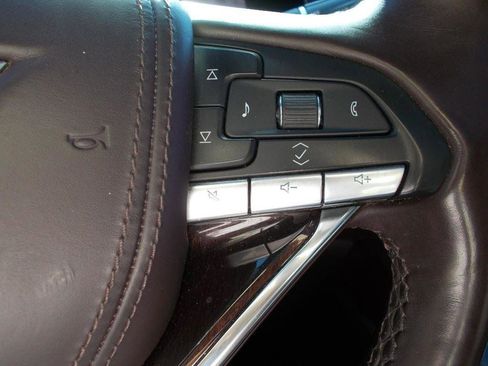 Used 2021 Cadillac Escalade Premium Luxury Platinum image 23