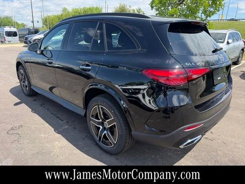 New 2026 Mercedes-Benz GLC 300 4MATIC image 9