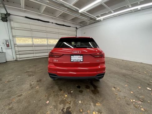 Used 2024 Audi Q3 2.0T Premium image 5