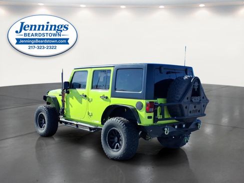 Used 2016 Jeep Wrangler Unlimited Rubicon w/ Connectivity Group image 3