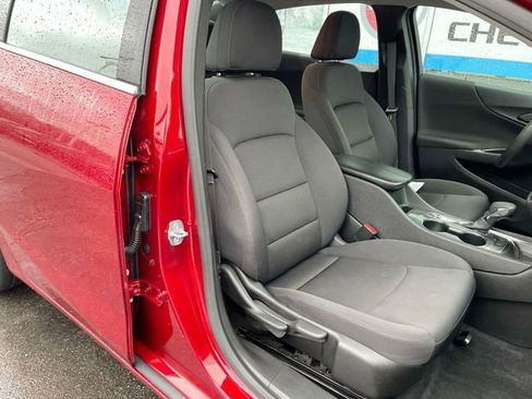 Used 2024 Chevrolet Malibu LT image 26