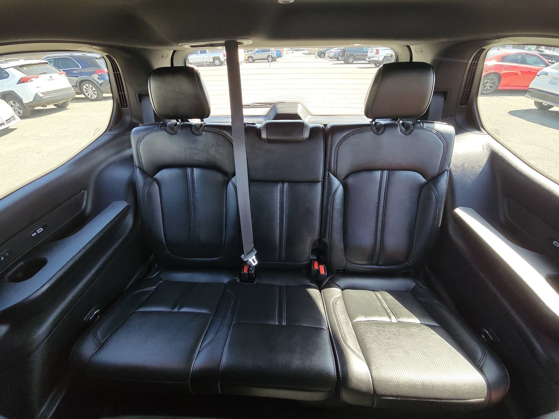 Used 2022 Jeep Wagoneer Series III w/ Premium Group I AWD/4WD image 26