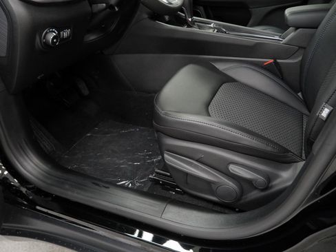 New 2026 Jeep Compass Latitude image 28