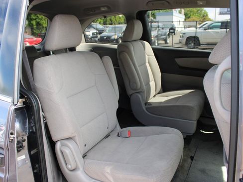 Used 2016 Honda Odyssey LX image 15