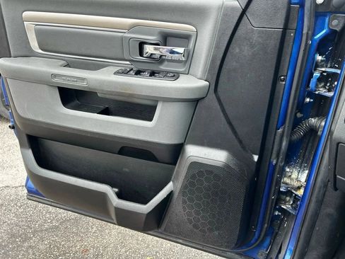 Used 2019 RAM 1500 Classic SLT RWD image 25