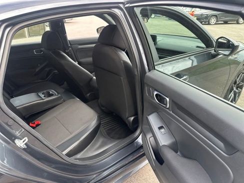 Used 2025 Honda Civic Sport image 17