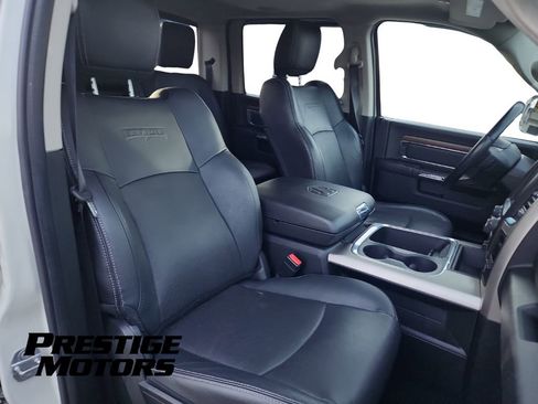 Used 2017 RAM 1500 Laramie image 32