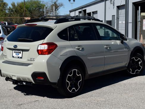 Used 2013 Subaru Crosstrek 2.0i Limited AWD/4WD image 6