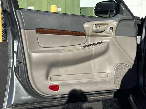 Used 2005 Chevrolet Impala w/ Preferred Equipment Group image 16