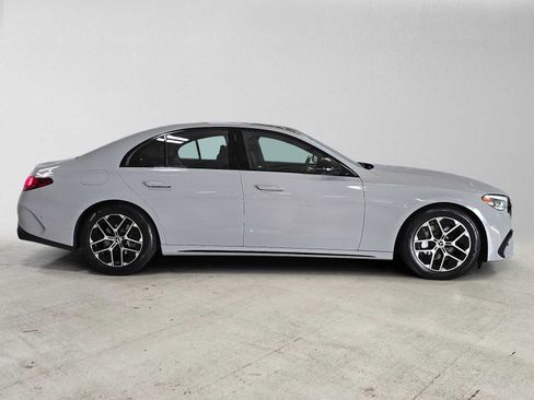Certified 2025 Mercedes-Benz E 350 4MATIC Sedan image 2
