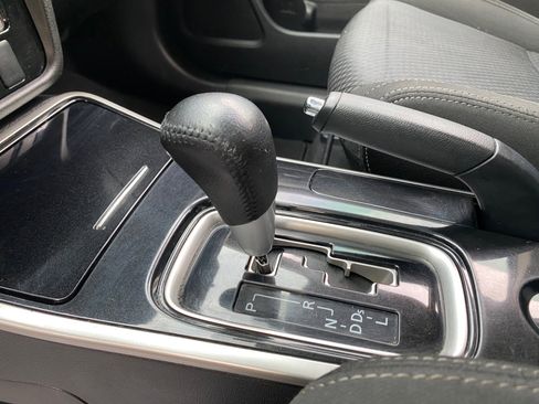 Used 2017 Mitsubishi Outlander ES image 66