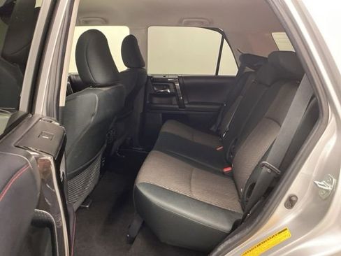 Used 2019 Toyota 4Runner TRD Off-Road image 18