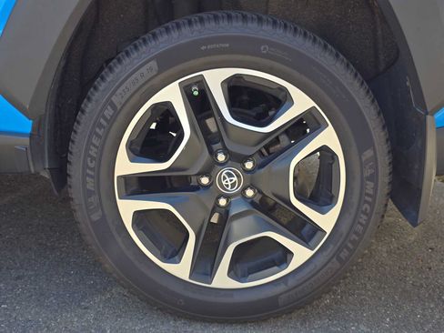 Used 2019 Toyota RAV4 Adventure w/ All Weather Liner Package AWD/4WD image 4