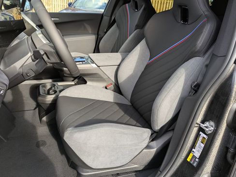 New 2026 BMW iX xDrive45 image 13