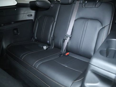 Certified 2024 MAZDA CX-90 Plug-In Hybrid w/ Preferred image 33