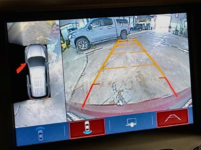 Used 2017 GMC Acadia Denali w/ Technology Package AWD/4WD image 14