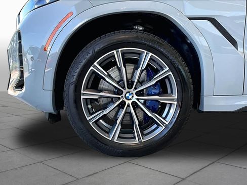 Used 2026 BMW X6 xDrive40i w/ Premium Package AWD/4WD image 10