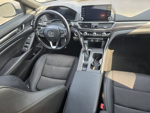 Used 2019 Honda Accord Sport image 19