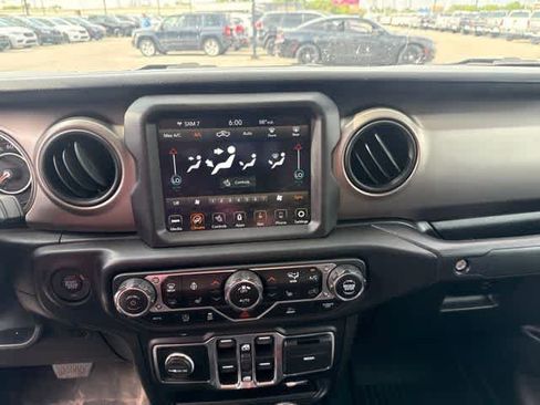 Used 2020 Jeep Gladiator Sport w/ Quick Order Package 24S AWD/4WD image 13