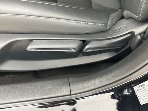 Certified 2025 Honda Civic Sport image 22