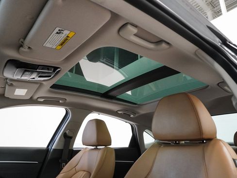 Used 2025 Hyundai Sonata Limited image 13