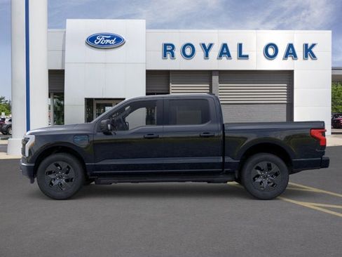 New 2025 Ford F150 Lightning Flash AWD/4WD image 3