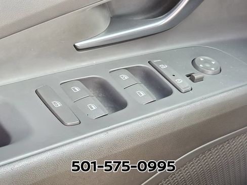 Used 2023 Hyundai Elantra SEL w/ Convenience Package FWD image 30