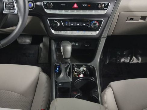 Used 2018 Hyundai Sonata SEL FWD image 24